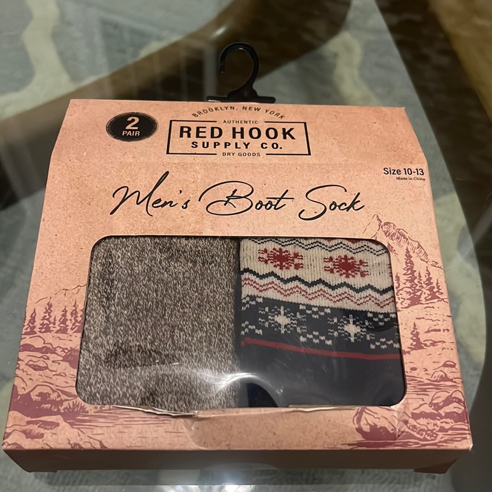 RED HOOK SUPPLY CO. MEN’S BOOT SOCKS NWT